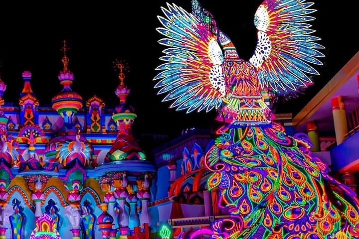 Phuket Carnival Magic: River Parade, Street Performers & Nighttime Dinner Show photo 6