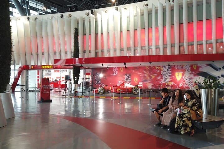 Abu Dhabi in a Day: Sheikh Zayed, Corniche & Ferrari World Full-Day Tour photo 6