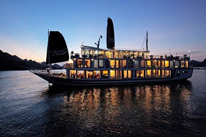 La Pinta Luxury 3-Day Cruise: Explore Halong & Lan Ha Bay photo 6