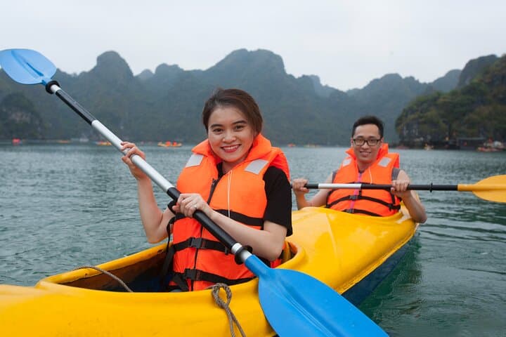 La Pinta Luxury 3-Day Cruise: Explore Halong & Lan Ha Bay photo 3