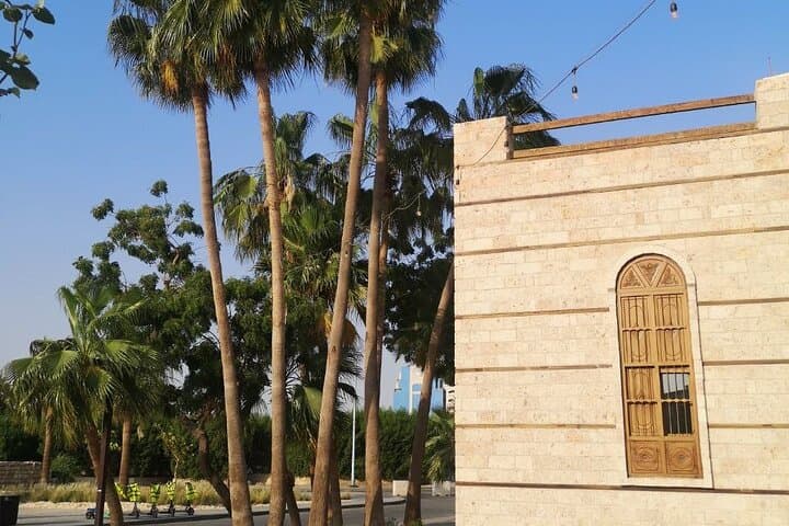 Explore Al-Balad: A 3-Hour Guided Walk Through Jeddah’s Historic Heart photo 5