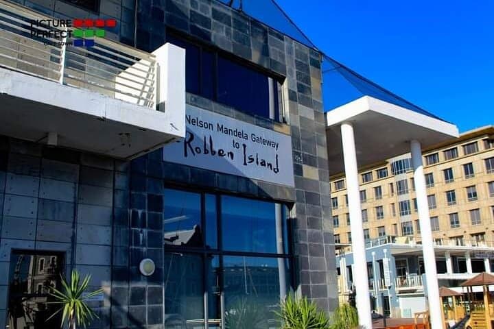 Robben Island and Table Mountain: Full-Day Private Tour from Cape Town photo 5