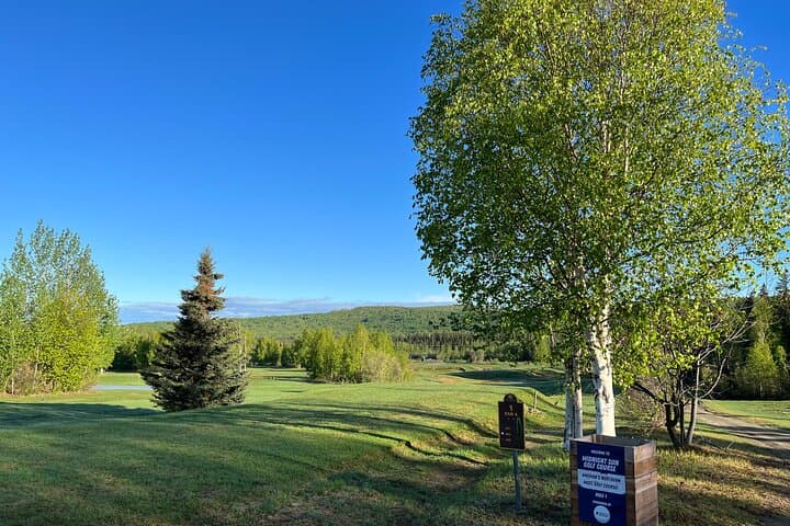 Midnight Sun Golf: 3-Hour 9-Hole Fairbanks Arctic Golf Experience