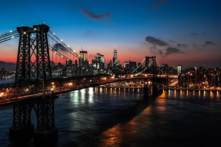 Private New York City Landmarks Tour: Empire State to Brooklyn Bridge (Private SUV & Guide) photo 4