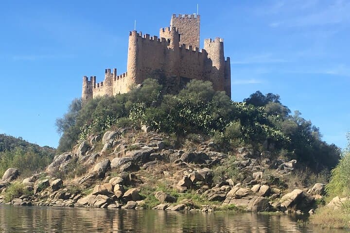 Stand-Up Paddle to Almourol Castle: Tagus River SUP Tour from Vila Nova da Barquinha photo 3