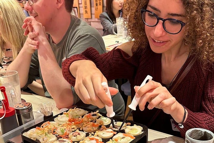Hands-On Takoyaki Party & Shinjuku Neon Night Walk in Tokyo photo 4