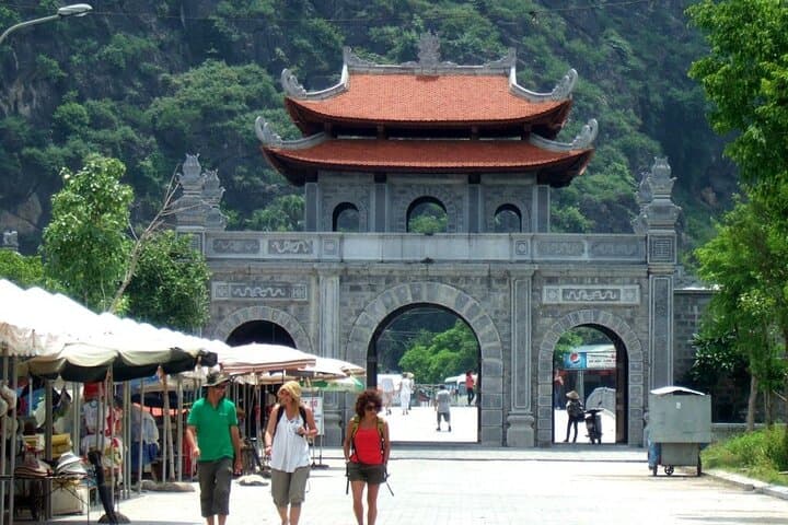 Ninh Binh Day Trip from Hanoi: Hoa Lu History, Trang An Boat & Countryside Bikes photo 3