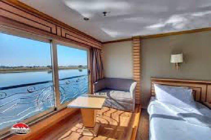 4-Day Nile Cruise from Aswan to Luxor — Temples, Tombs & Nile Life photo 4