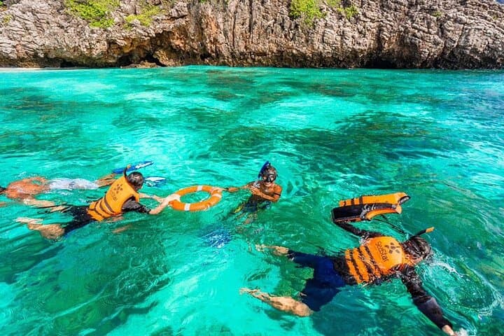 Phi Phi VIP Speedboat Charter — Private Trip to Maya Bay, Bamboo Island & Snorkeling photo 4