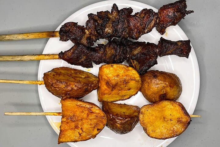 Remera Food & Cocktail Walking Tour — Taste Kigali’s East-meets-West Flavors photo 2