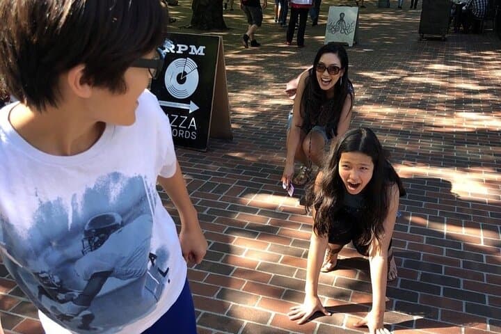 Edison Zombie Scavenger Hunt — App-Led Urban Survival Game photo 2