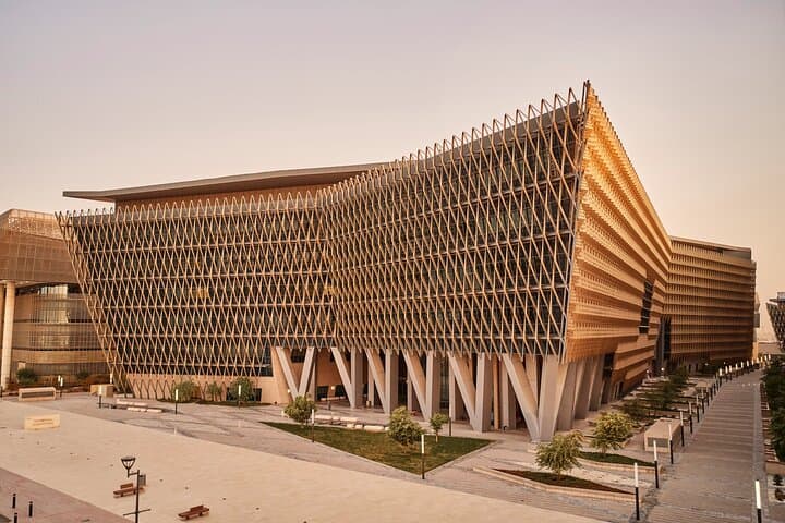Exploring Kuwait City's Modern Skyline: A Half-Day Private Architecture Tour