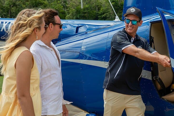 Whitsundays Helicopter: Reef & Whitehaven Spectacular (60-Minute Aerial Tour) photo 2