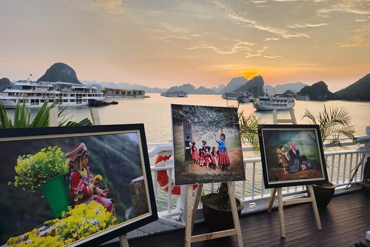 Overnight Ha Long Bay Cruise: Sung Sot Cave, Titov Island & Kayaking photo 3