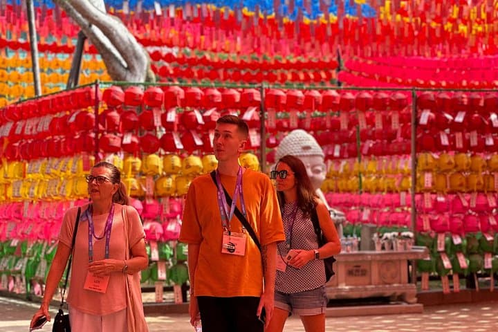 Half-Day Seoul: Gyeongbokgung Palace & Jogyesa Temple Highlights photo 2