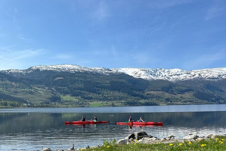 Sea Kayaking on Vangsvatnet: 3‑Hour Lake Kayak Rentals from Voss photo 4