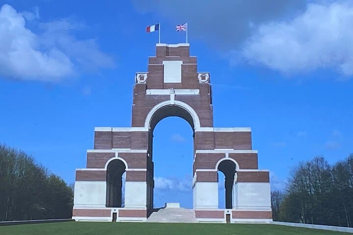 Private Full-Day Somme Battlefields Tour from Arras or Albert