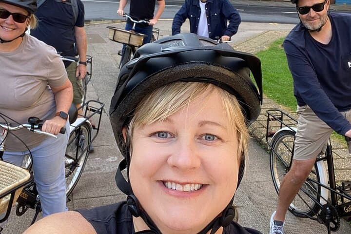 Glasgow Highlights Bike and E-Bike Tour: Rivers, Parks & Architectural Icons photo 2