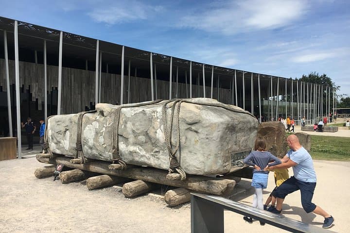 Southampton to London via Stonehenge and Windsor — Self-Guided Transfer with Sightseeing photo 3