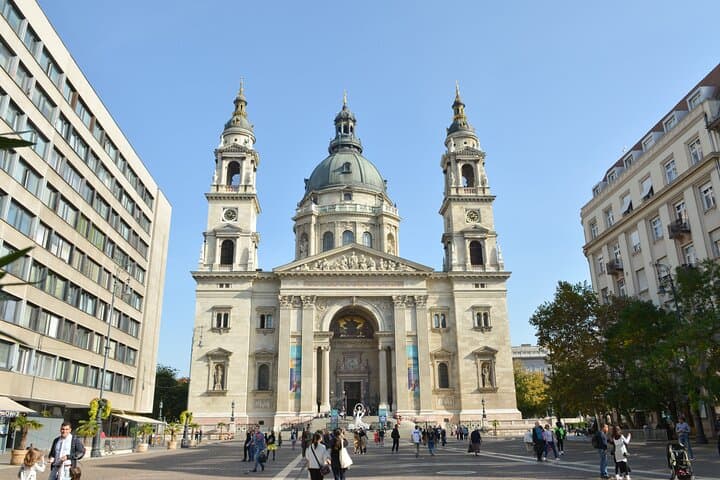 Budapest Highlights Private Bike Tour: Andrassy, City Park & Danube Promenade photo 5