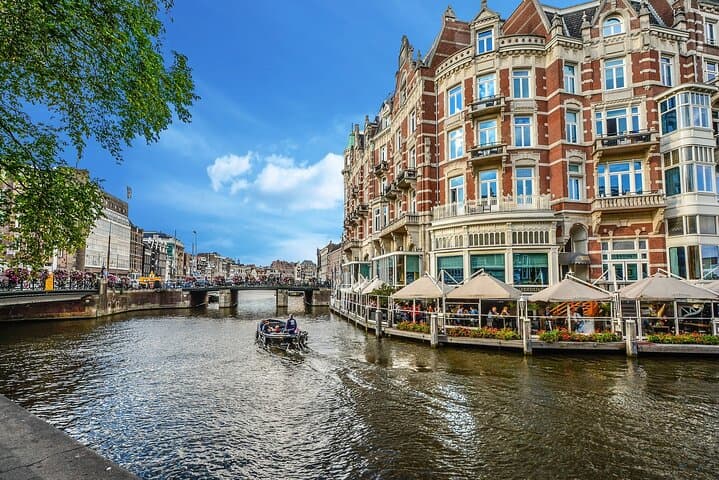 Private Hannover to Amsterdam Transfer with 2-Hour Stop in Münster photo 4