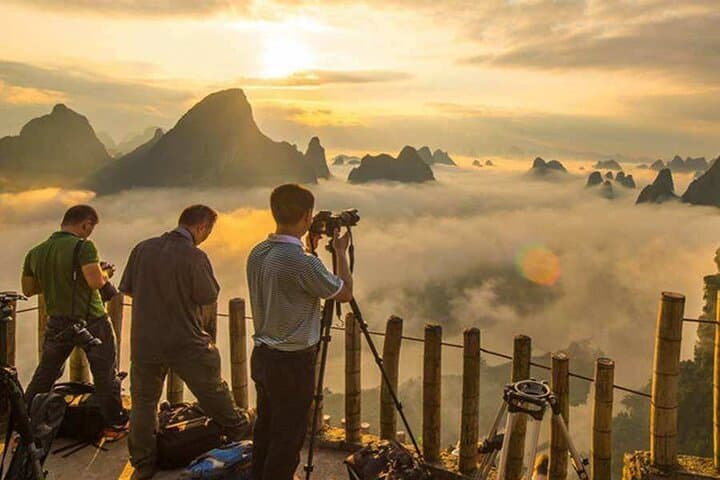 Sunrise on Xianggong Hill: Tea Pluck, Peaks Forest & Yangshuo Sunset