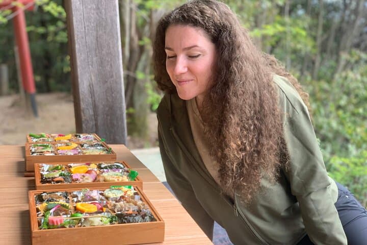 Morning Hike on Mt. Futaba — Hiroshima Views, Shrines & Open-Air Tea