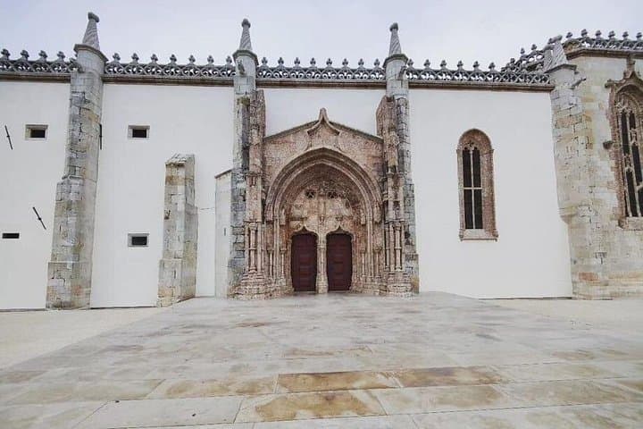 Setúbal Market & Sardine Canning Tour — Livramento Market, Convent of Jesus & Factory Visit photo 4