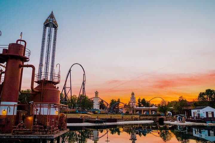 Parque Warner Full-Day Theme Park Tour from Madrid photo 5