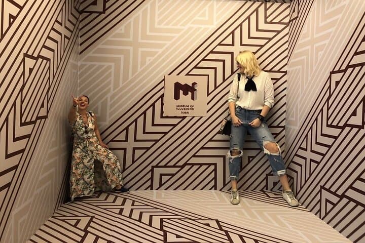 Museum of Illusions Dubai: Interactive Mind‑Bending Visit with Transfer photo 5