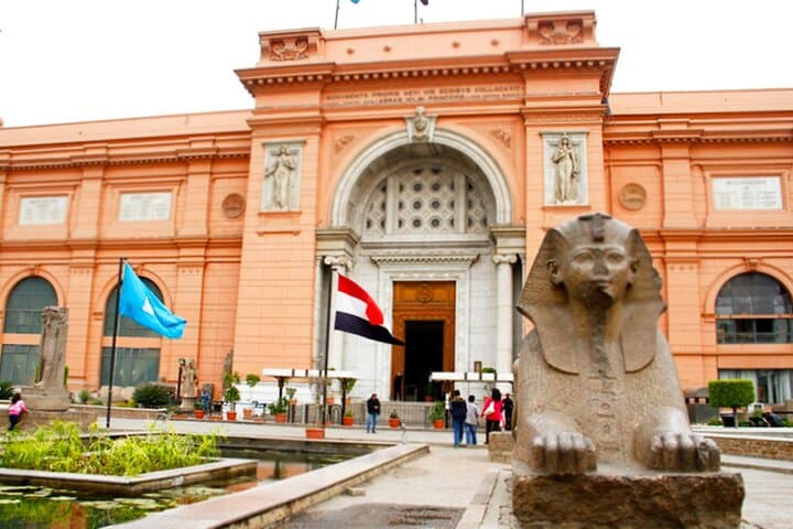 2-Day Ancient Egypt Tour: Pyramids, Sphinx & Egyptian Museum photo 6