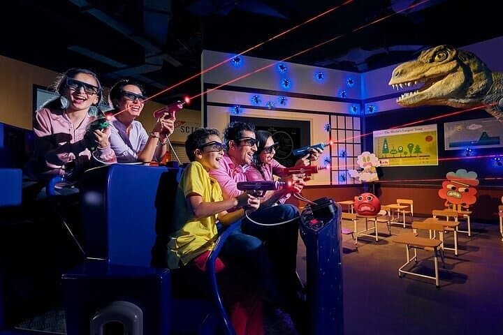 IMG Worlds of Adventure: Dubai’s Giant Indoor Theme Park Experience photo 4