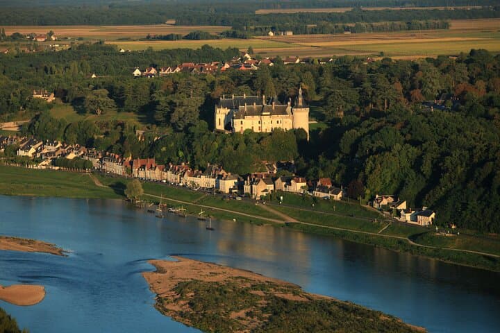 Loire Valley Castles: Private Chaumont & Chenonceau Day Tour from Tours photo 2