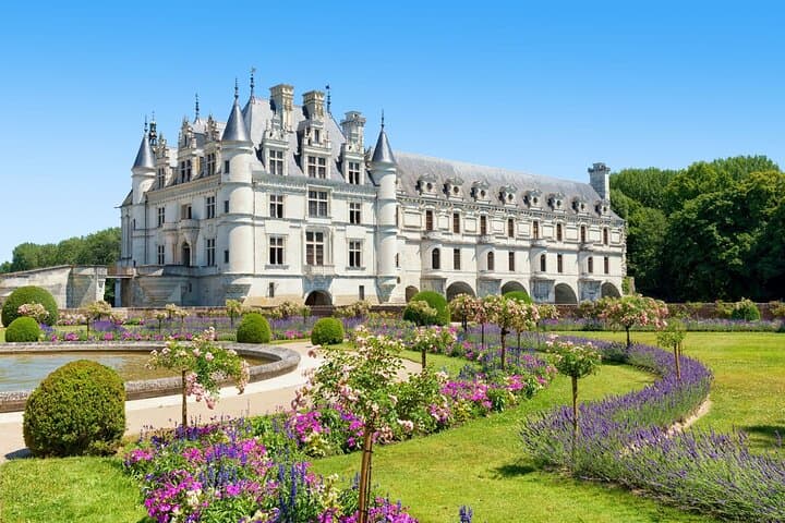 Loire Valley Castles: Private Chaumont & Chenonceau Day Tour from Tours photo 4