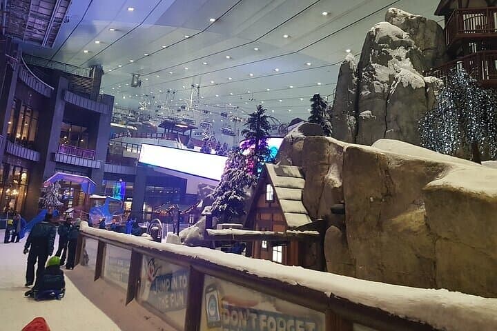 Ski Dubai Insider's Guide: Indoor Slopes, Penguins & Snow Park Tips photo 3