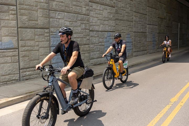 E‑Bike Nashville: 2‑Hour Guided Ride Through Music Row, The Gulch & Riverfront photo 6