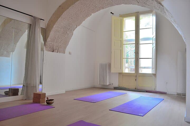 Morning yoga at Palazzo Sambiasi in Lecce photo 6