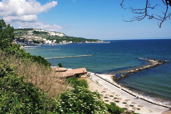 Private Super-Yacht Rental from Balchik: Lunch, Drinks & Beach Picnic photo 5