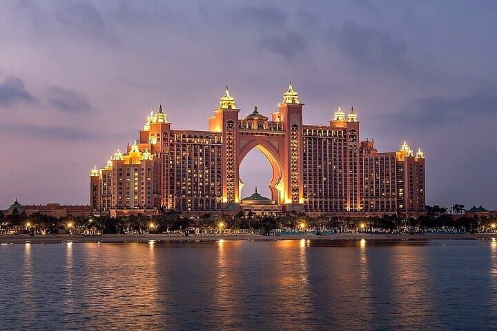 Dubai Private Night City Tour and Dinner at Atlantis The Palm photo 3