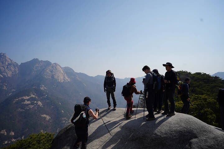 9-Day Korea Mountain Trek: Seoraksan, Odaesan & Bukhansan with Temple Stay