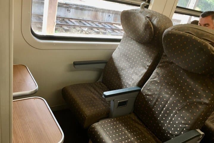 Kandy to Colombo by Train: Reserved-Seat Journey Across Sri Lanka photo 2