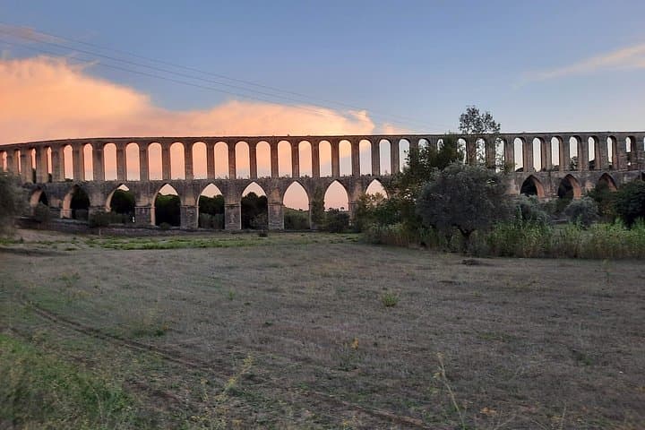 Day trip to Tomar: Convent of Christ, Aqueduct dos Pegões & Old Town walk photo 4