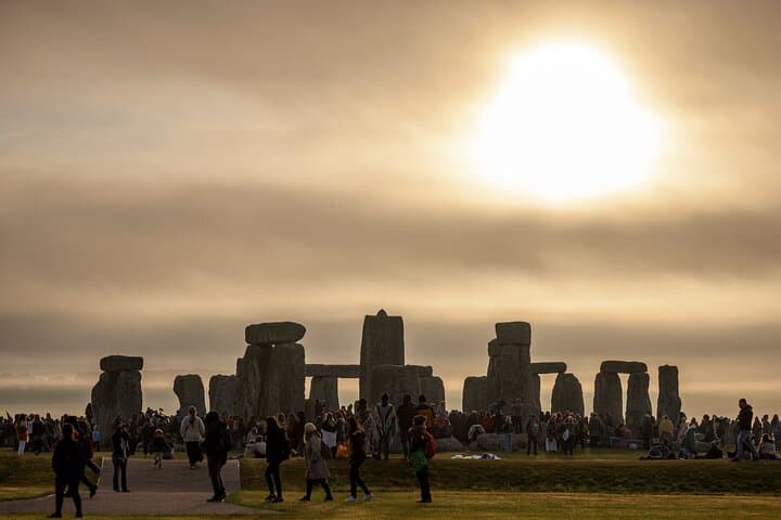 Stonehenge Summer Solstice Tour from London: Sunrise & Sunset Access photo 6