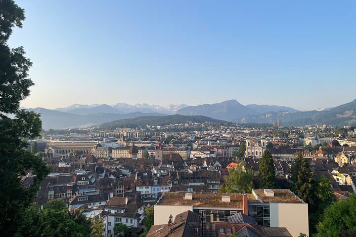 Self-Guided Walking Tour of Lucerne Old Town: Chapel Bridge, Lion Monument & Musegg Wall photo 4