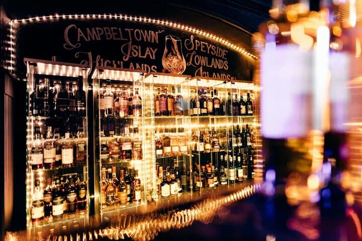 Edinburgh Scotch Whisky Tasting: History, Flavors & Insider Tips photo 3