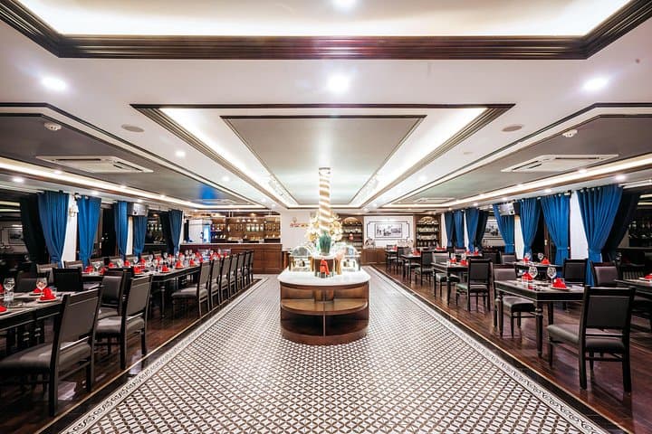 Le Journey 5-Star Cruise: 2-Day Halong & Lan Ha Bay Luxury Cruise photo 4