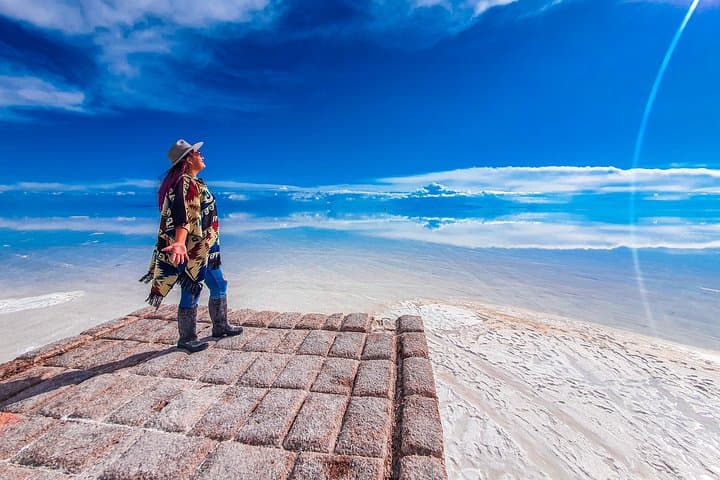 Uyuni Salt Flats: 3-Day La Paz to Uyuni Overnight Bus Adventure photo 3