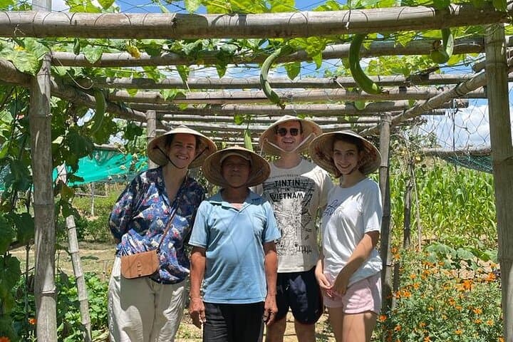 Cycle Cam Thanh: Farm Visits, Basket Boats and Rural Hoi An photo 3