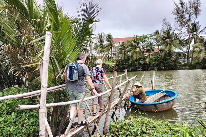 Cycle Cam Thanh: Farm Visits, Basket Boats and Rural Hoi An photo 4