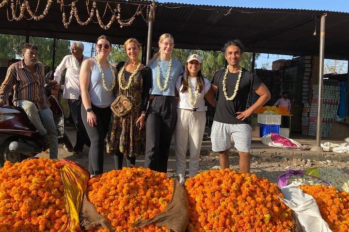 Jaipur Morning Bike Tour: Walled City Sights & Street Food Tasting photo 4